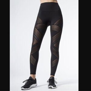 ALO Yoga Ultimate High Waist Leggings Black